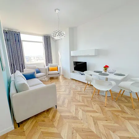 Apartment W Tirana
